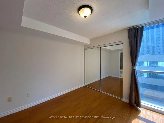 Additional image 21 of 801 Bay St Unit 902