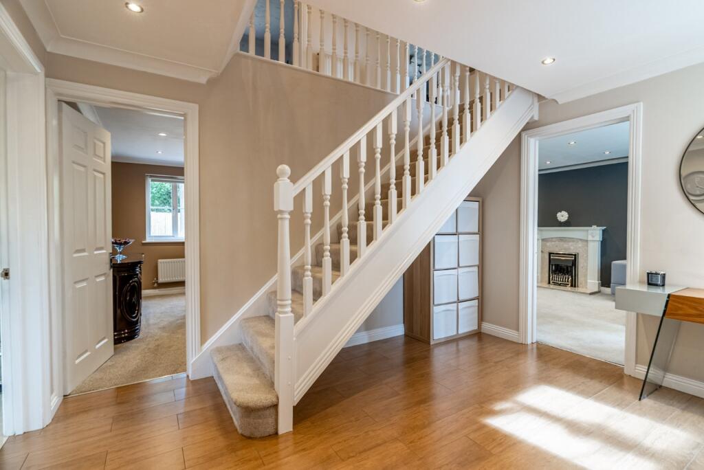 Additional image 10 of St. Barts Close, St. Albans, Hertfordshire, AL4