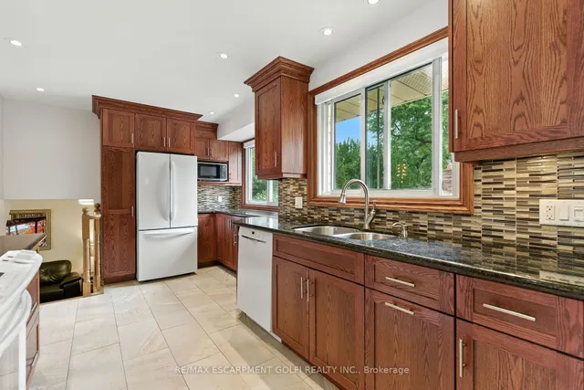 Additional image 7 of 1471 INNSWOOD Dr