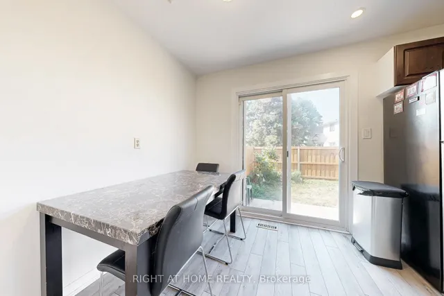 Additional image 20 of 83 Guildford Cres Unit 83