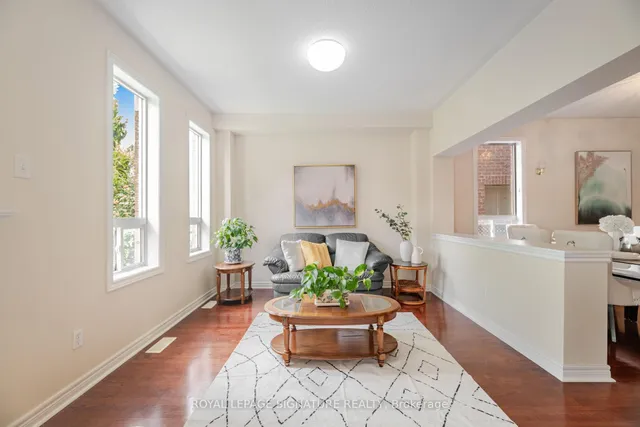 Additional image 16 of 16 Aria Lane