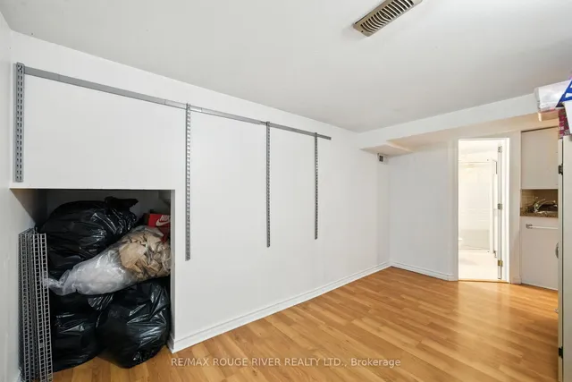 Additional image 39 of 51 Elfreda Blvd