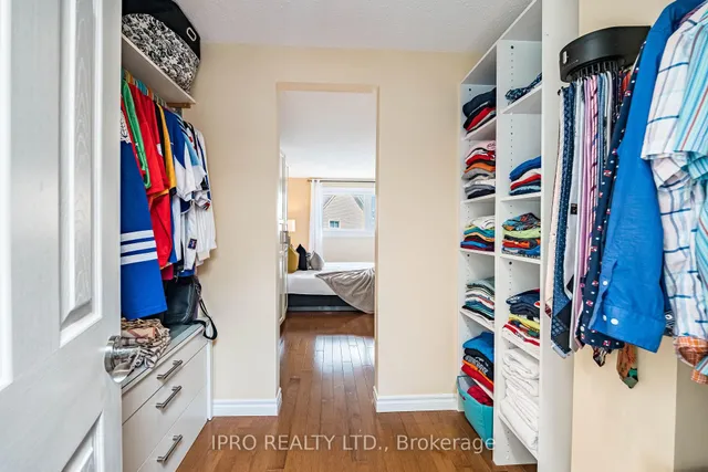 Additional image 28 of 16 Ackrow Crt