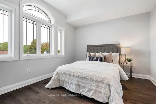 Additional image 14 of 65 Sixteenth St