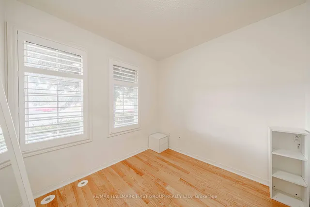 Additional image 13 of 2790 Eglinton Ave Unit 1