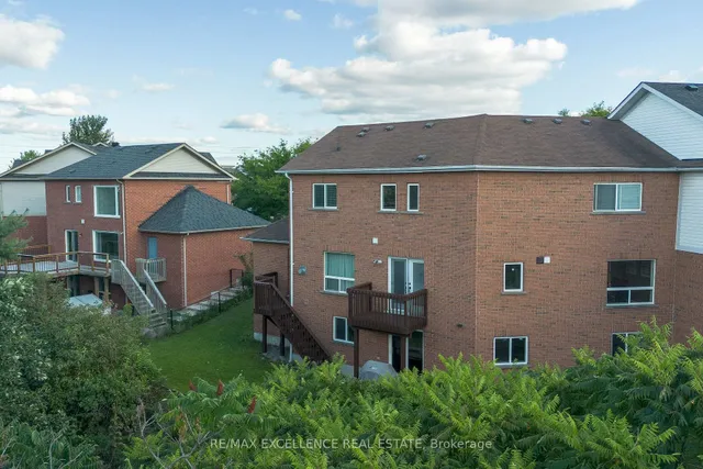 Additional image 42 of 40 Monaco Crt