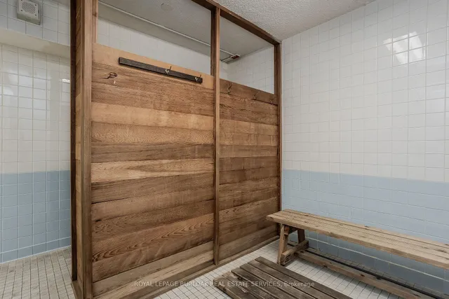 Additional image 40 of 975 Warwick Crt Unit 1510