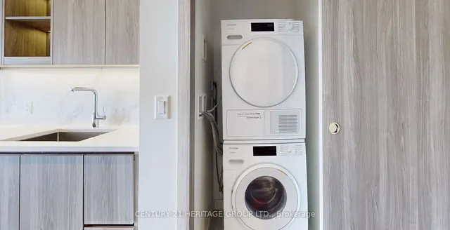 Additional image 13 of 25 McMahon Dr Unit 1505