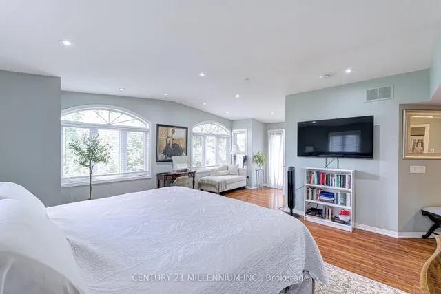 Additional image 23 of 17 Evesham Cres