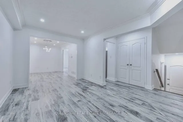 Additional image 6 of 12 Dandelion Rd