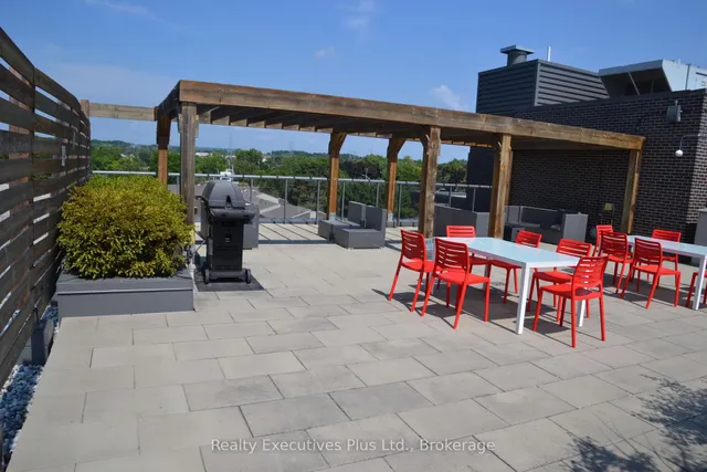 Additional image 7 of 1284 Guelph Line Unit 201