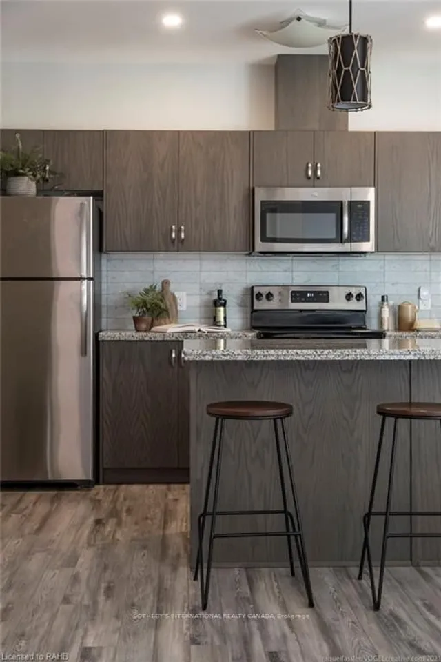 Additional image 8 of 118 King St Unit 716