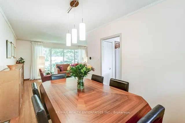 Additional image 16 of 1231 Kingsmead Cres