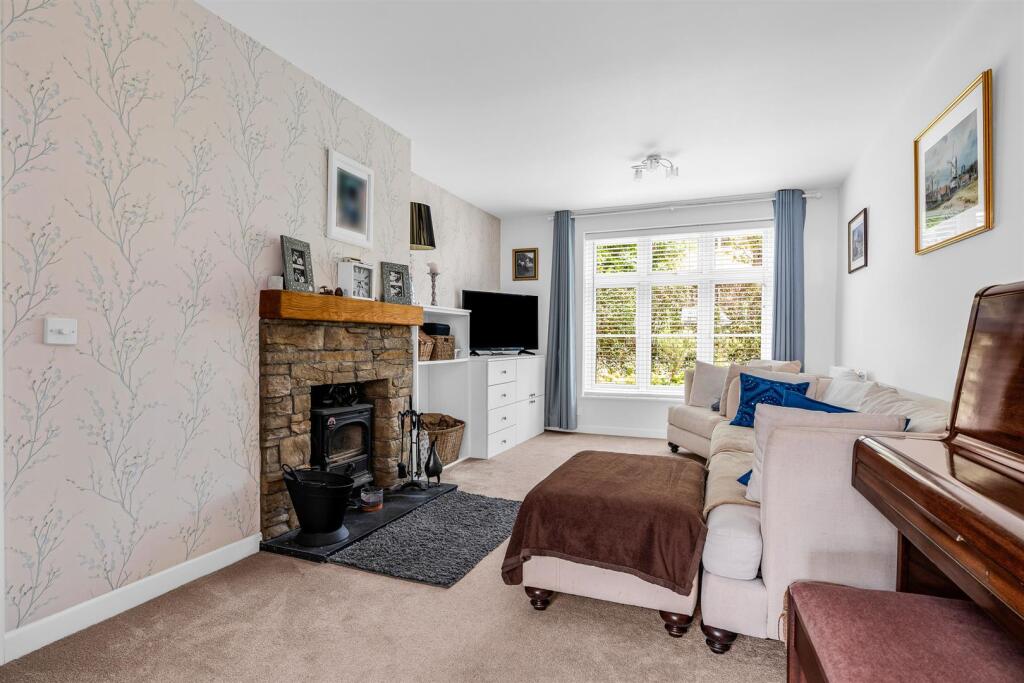 Additional image 10 of Rayfield, Welwyn Garden City