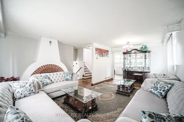 Additional image 2 of 24 Grovetree Pl