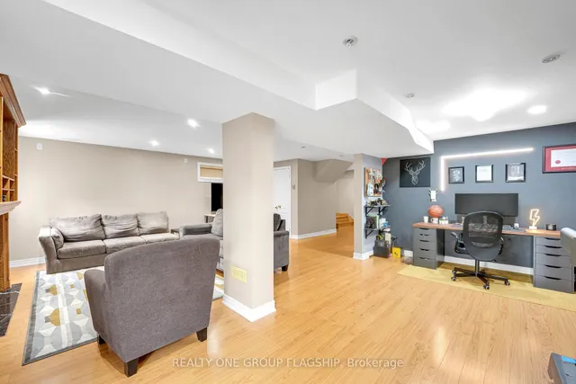 Additional image 36 of 1128 Knotty Pine Grve