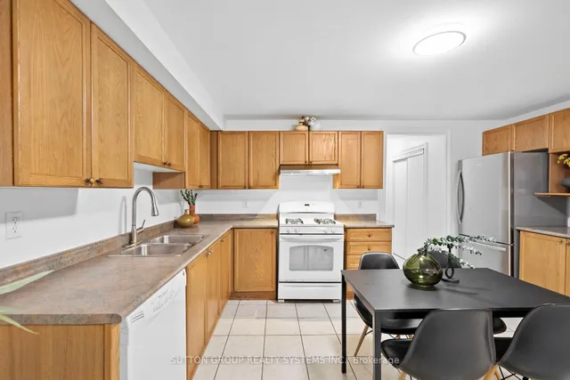 Additional image 35 of 45 Algarve Cres