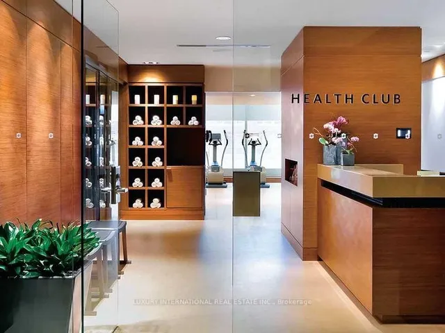 Additional image 6 of 180 University Ave Unit 3509