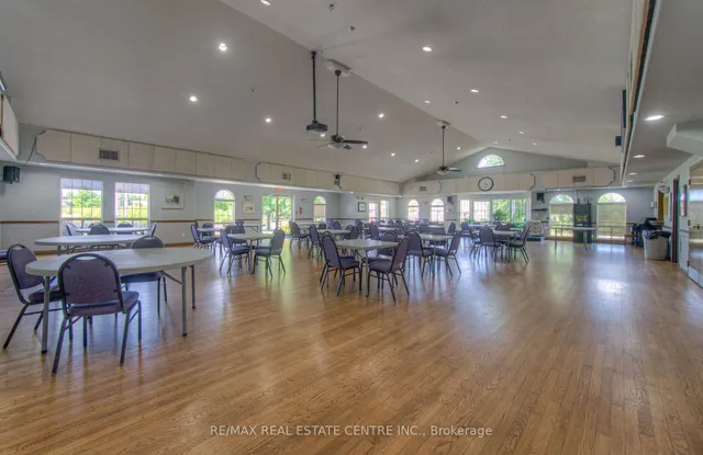 Additional image 37 of 43 Postoaks Dr