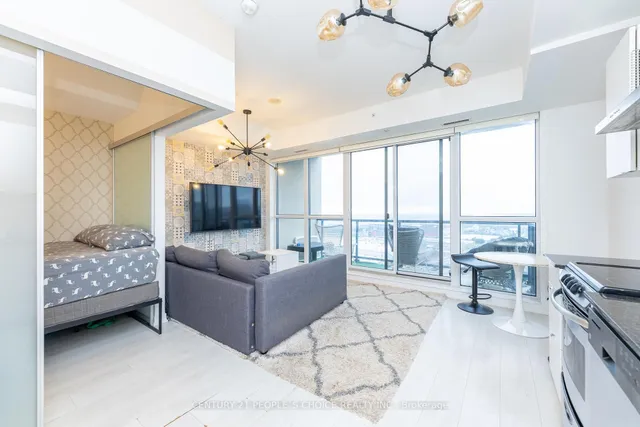 Additional image 18 of 51 East Liberty St Unit 2215