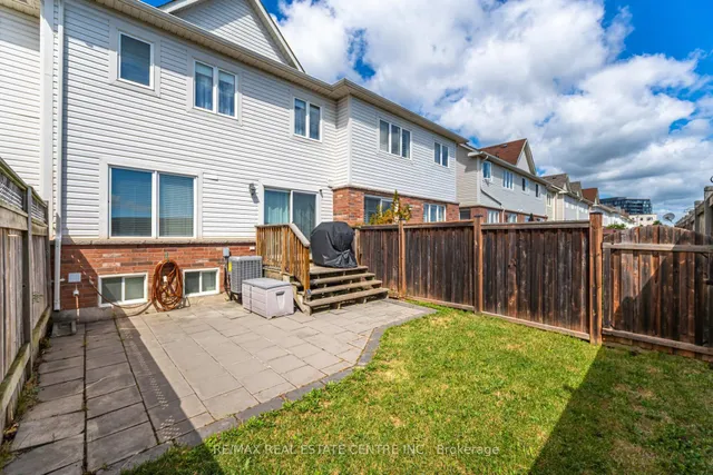 Additional image 36 of 4834 Capri Cres