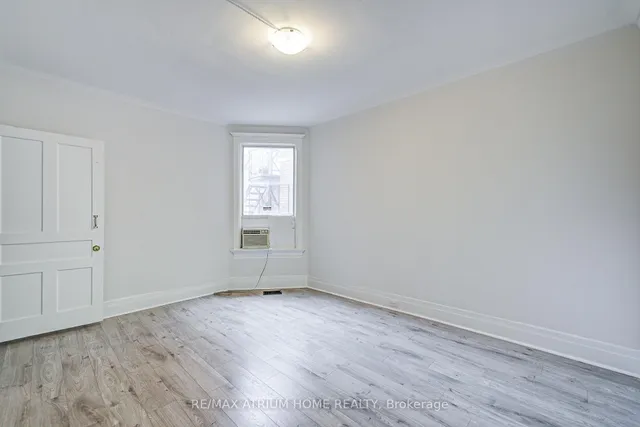 Additional image 8 of 1000 Dundas St