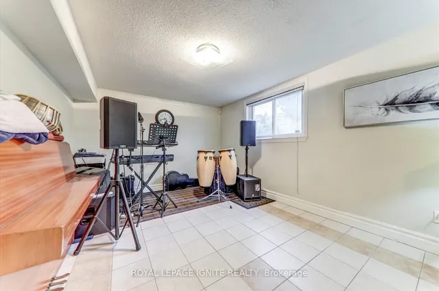 Additional image 26 of 42 Fireside Dr