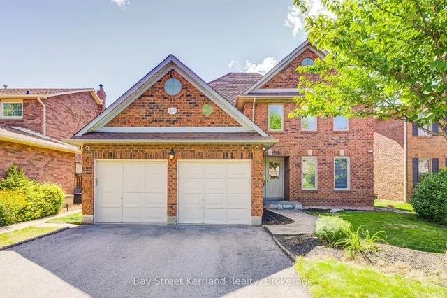 423 Golden Oak Dr