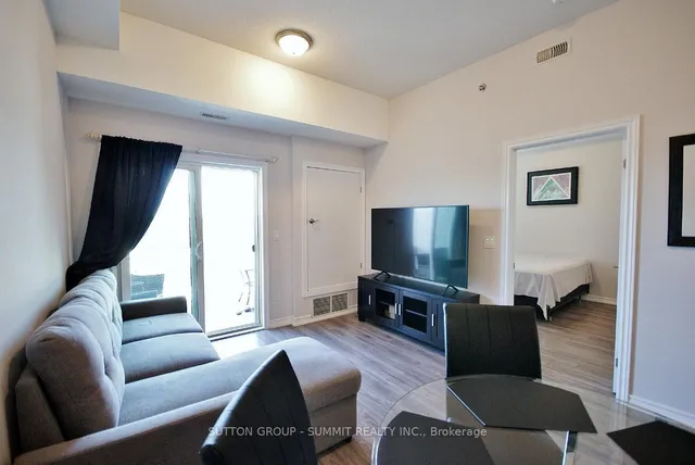 Additional image 14 of 1360 COSTIGAN Rd Unit 411