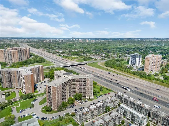 Additional image 43 of 35 Applewood Lane Unit 61