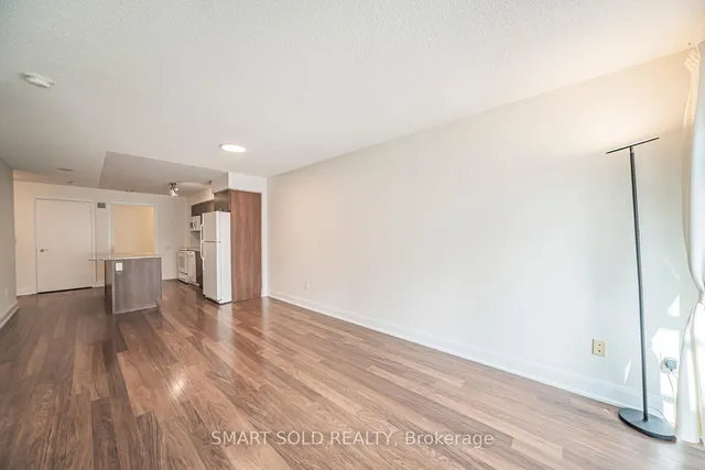 Additional image 34 of 2191 Yonge St Unit 901