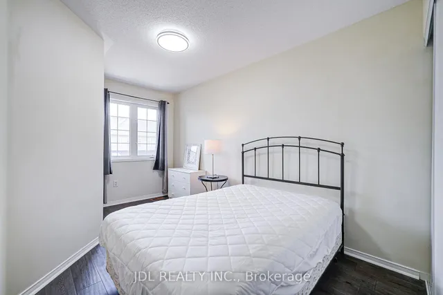 Additional image 20 of 4950 Albina Way Unit 81