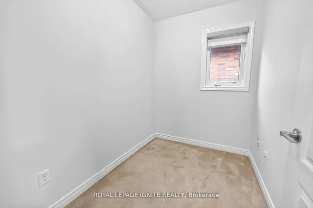 Additional image 32 of 24 Micarta Ave