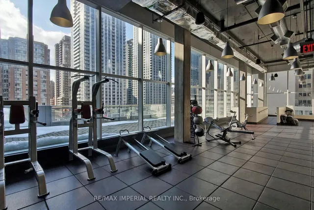 Additional image 42 of 386 Yonge St Unit 4801