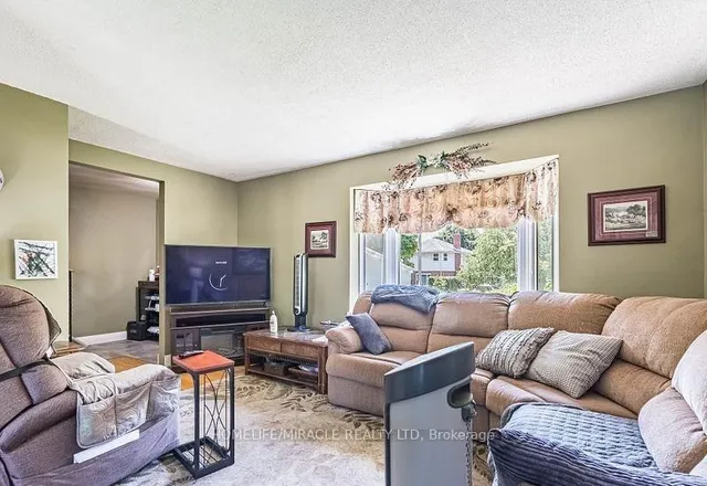 Additional image 8 of 9 Crestview Ave