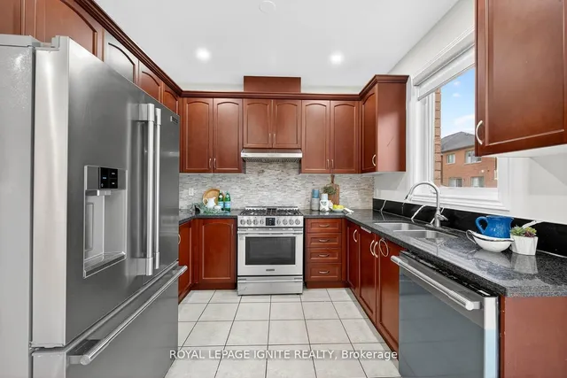 Additional image 18 of 24 Micarta Ave