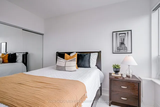 Additional image 15 of 2481 Taunton Rd Unit 607