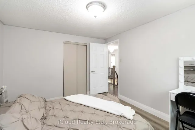 Additional image 31 of 3208 Renton Rd