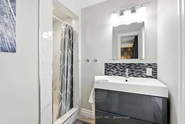 Additional image 25 of 2254 Upper Middle Rd Unit 3