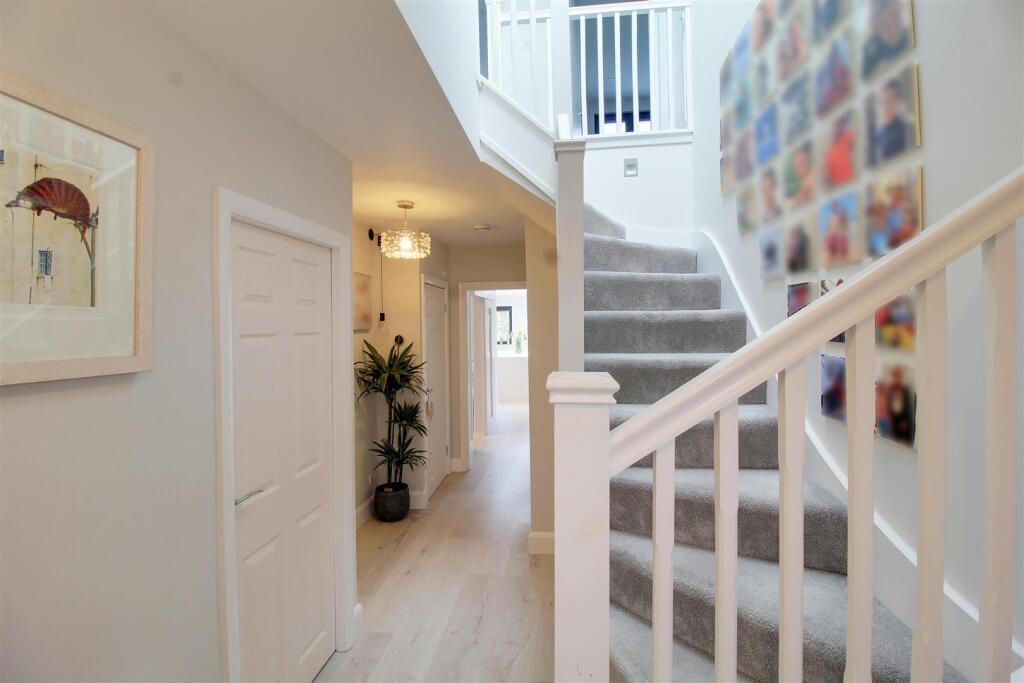 Additional image 5 of Westland Drive, Brookmans Park
