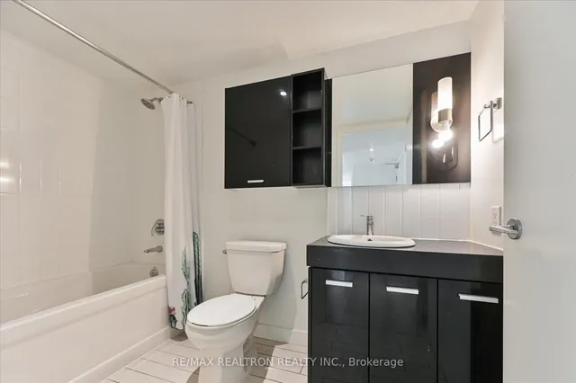 Additional image 26 of 15 Singer Crt Unit 1110