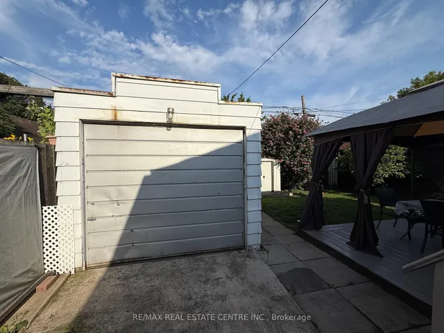 Additional image 11 of 14 Barons Ave