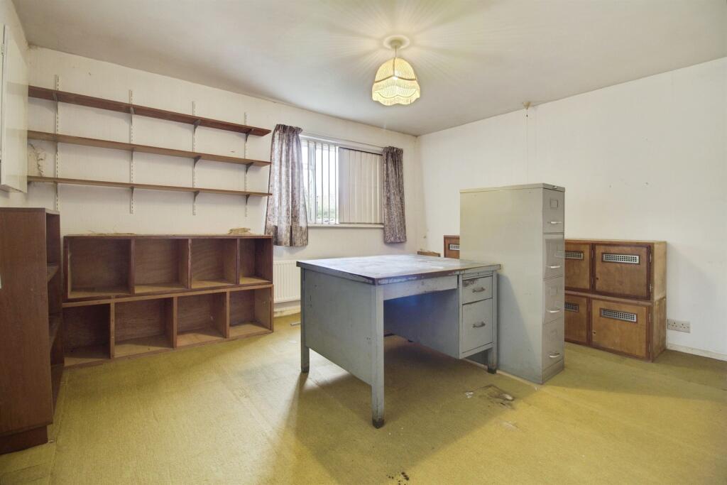 Additional image 12 of Barn Close, Welwyn Garden City