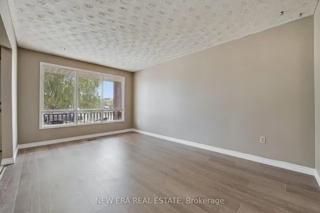 Additional image 6 of 3 Envoy Blvd