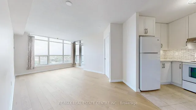 Additional image 6 of 220 Forum Dr Unit 613