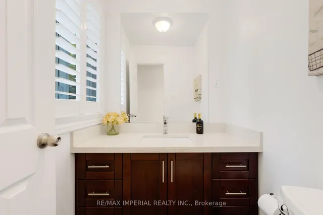 Additional image 27 of 263 Upper Highland Cres