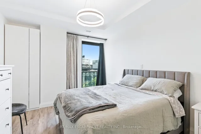 Additional image 21 of 118 King St Unit 523