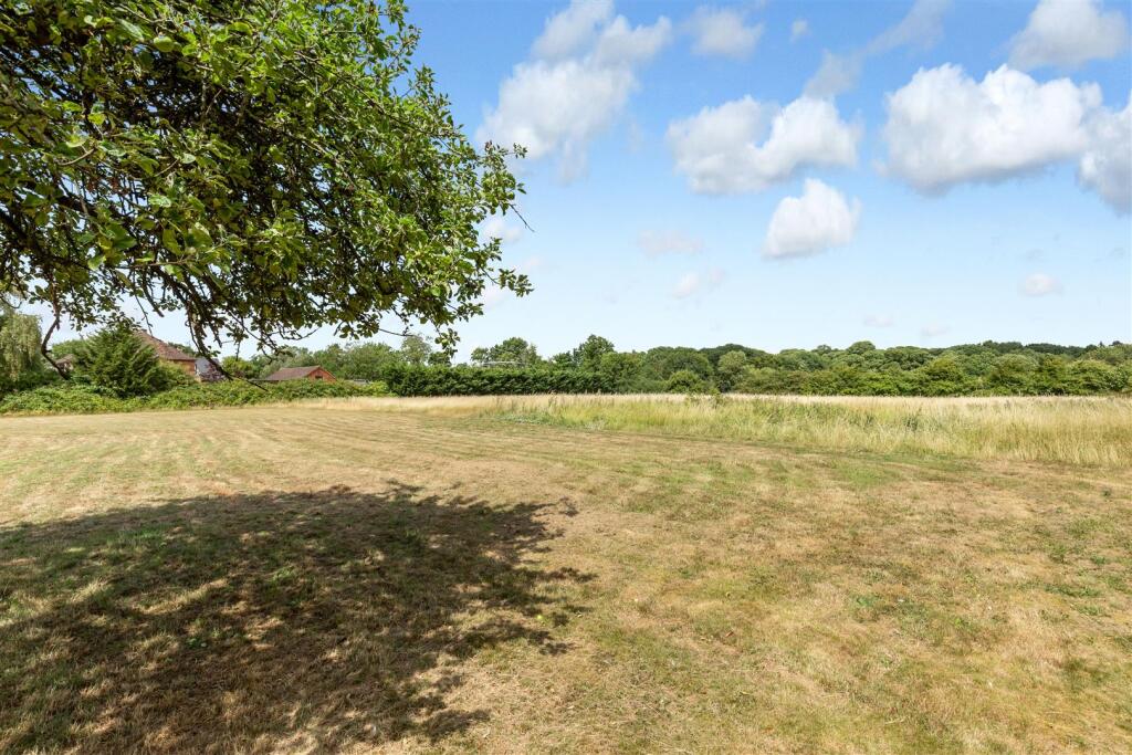 Additional image 38 of Pottersheath Road, Welwyn