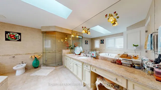 Additional image 25 of 122 Norton Ave