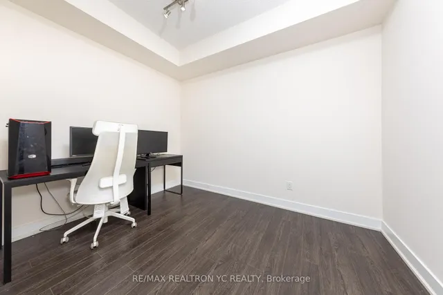 Additional image 18 of 30 Roehampton Ave Unit 2509